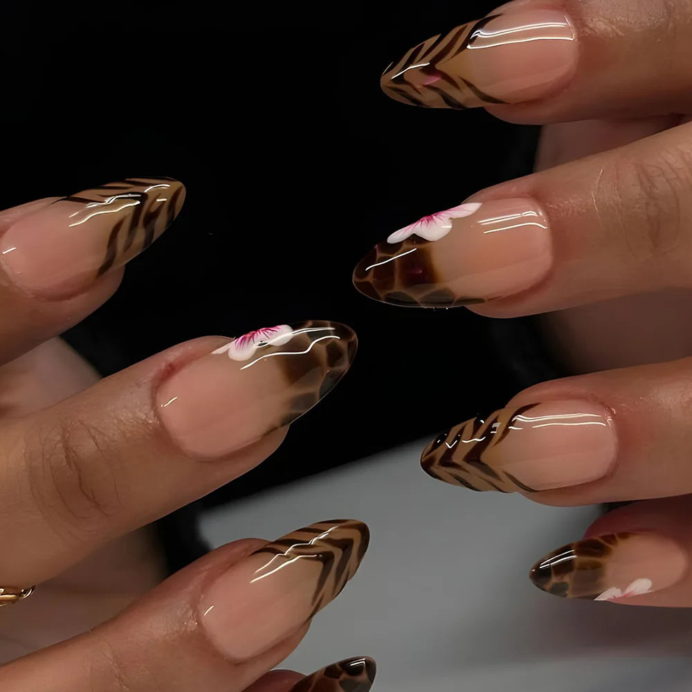 24Pcs/Set French Almond Press on Nails Pink Flower Fake Nails Spicy Girls False Nail Artificial Tips 네일팁 Накладные Ногти Uñas